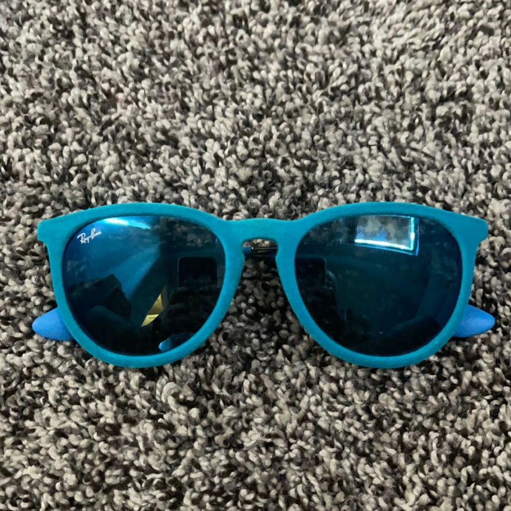Blue Felt Textured Raybans With case